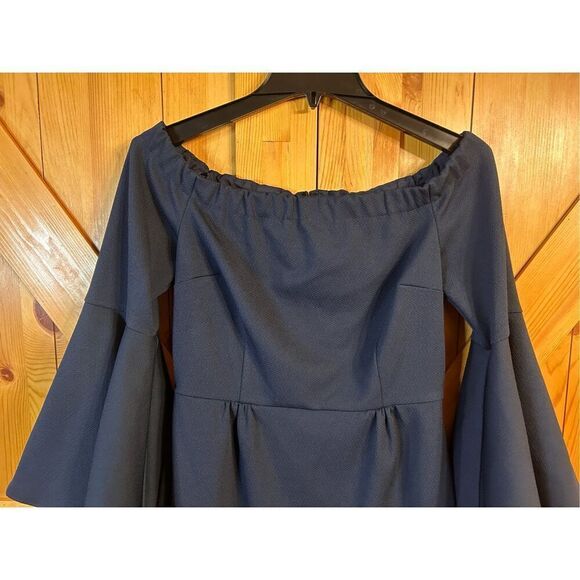 TRINA TURK MILEY OFF THE SHOULDER BELL SLEEVE DRESS NAVY SZ 6 NWT (4625) - Picture 4 of 8